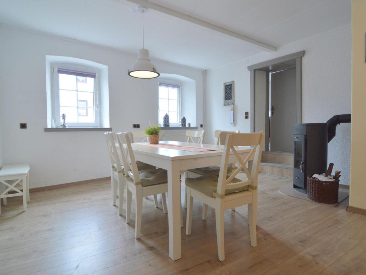 Very Comfortable House With Bathrooms And A Garden Mürlenbach Екстериор снимка
