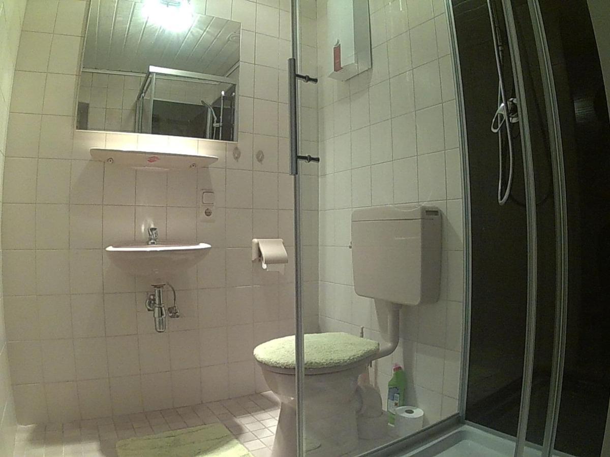 Very Comfortable House With Bathrooms And A Garden Mürlenbach Екстериор снимка
